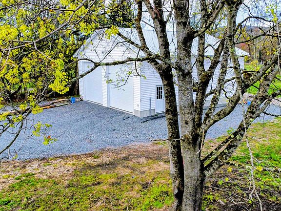 5th image of 222 Woodsville Road
