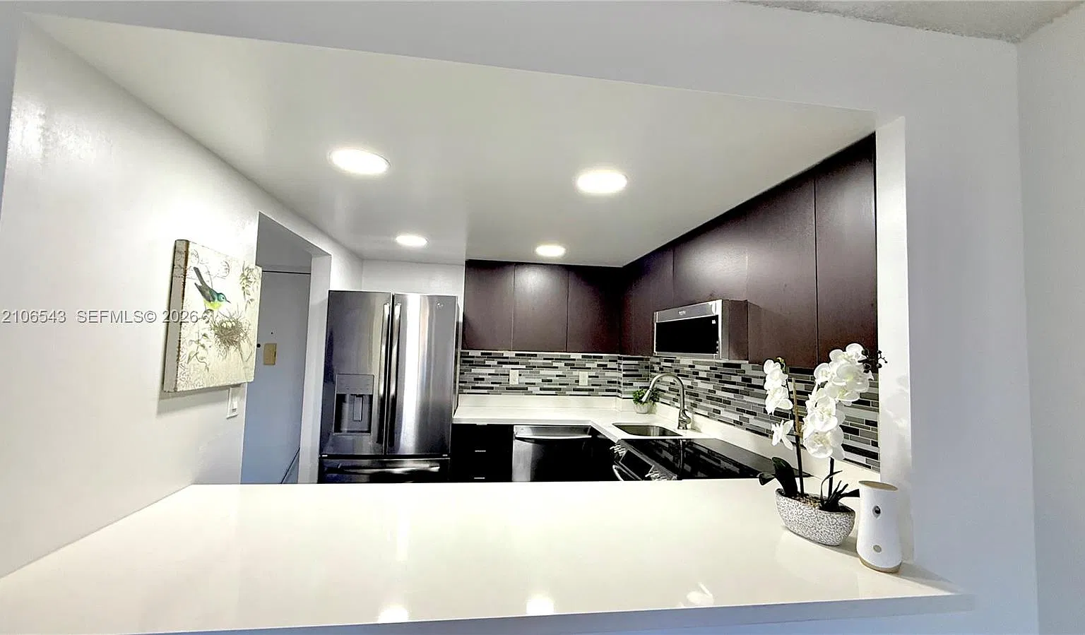 Woodside Apts Condo — Photo 4
