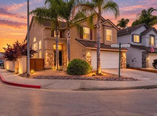 2043 Dawn View Gln, Escondido, CA 92026