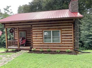 116 Seminole Ln, Byrdstown, TN 38549
