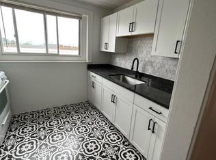 33325 Grand River Ave #2, Farmington, MI 48336