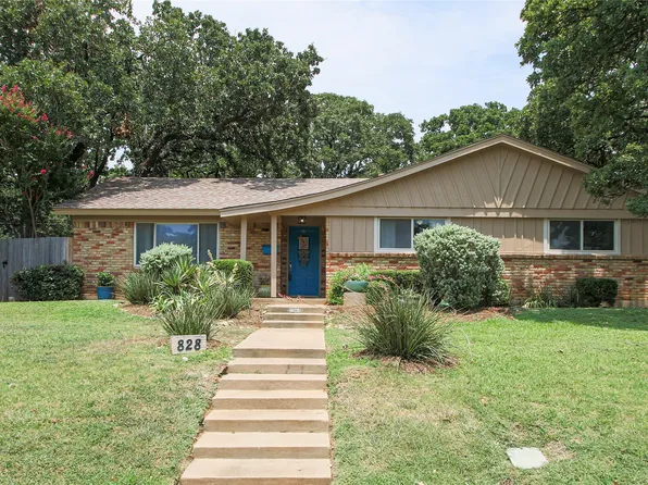 828 Woodcrest Dr, Hurst, TX 76053