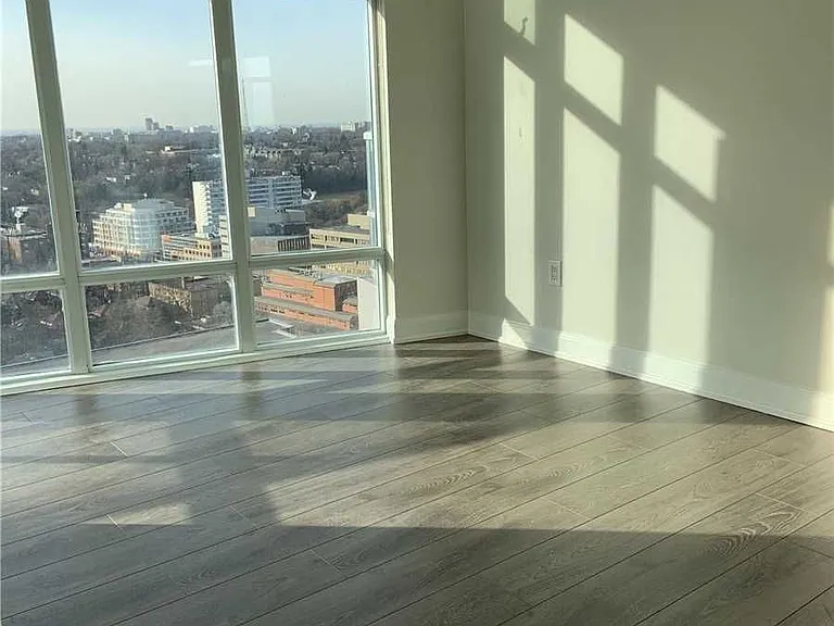 2181 Yonge St #2307 — Photo 5