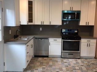 365 Victoria St APT D, Costa Mesa, CA 92627