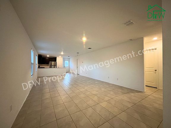 5th image of 3408 Harper St