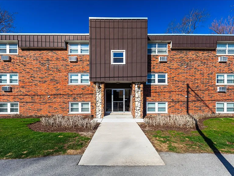 5740 East Ave #2D — Photo 6