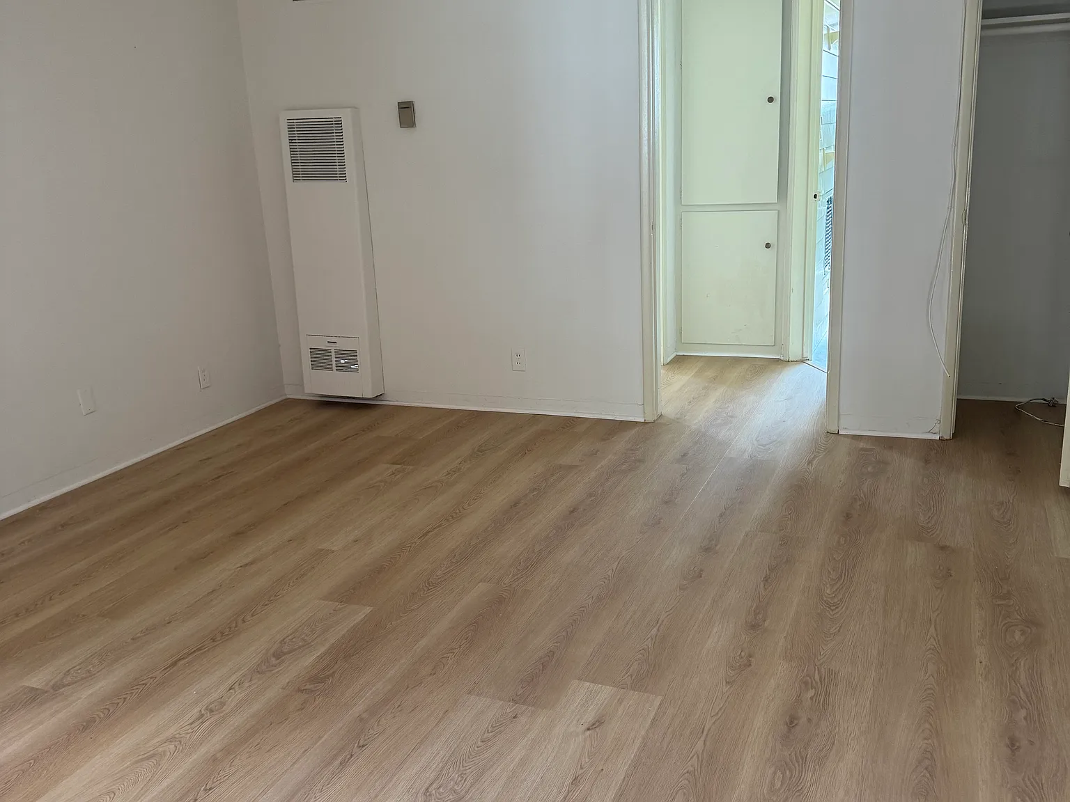 1 bed, 700 sqft, $2,100 — Photo 3