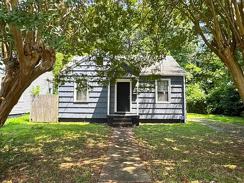 6232 Alexander St Photo 1