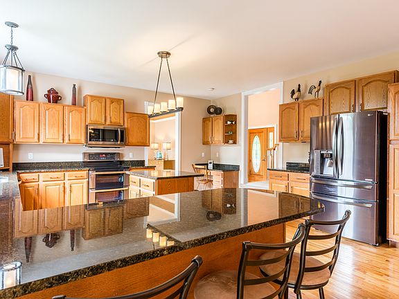 5th image of 6555 Pauline Ct