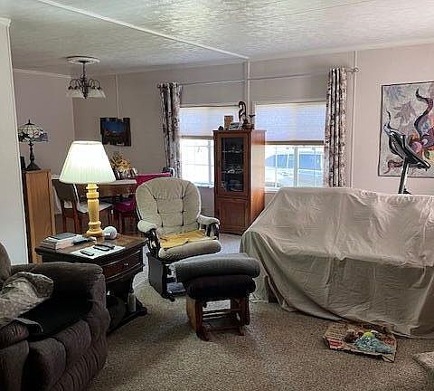 5th image of 445 Ashwood Dr