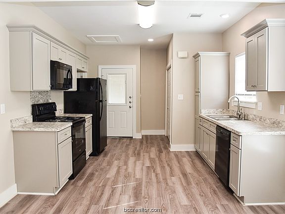 5th image of 505 E 23rd St