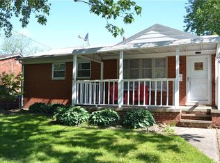 856 Livermore Ln, Elyria, OH