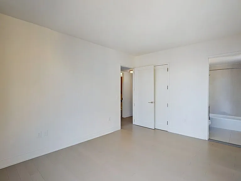 240 E 86th St #23D — Photo 9
