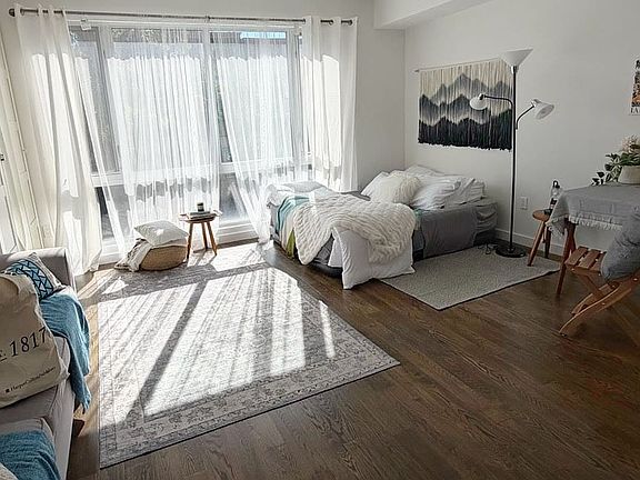 4th image of 309 Cooper St #2A