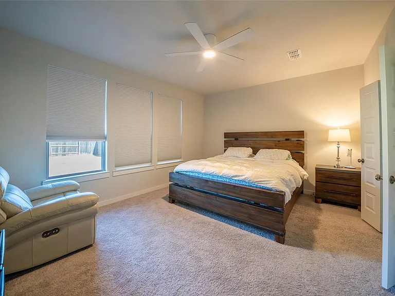 21802 Blue Daisy Ct — Photo 19