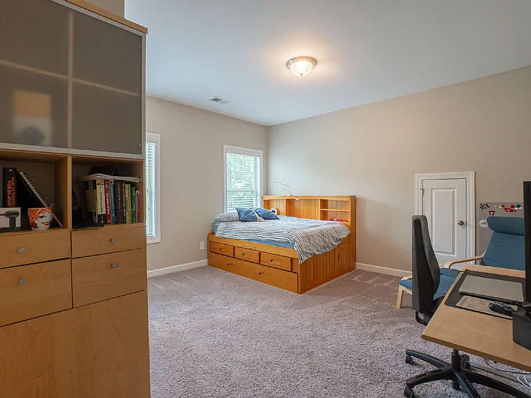145 Nautical Dr — Photo 41