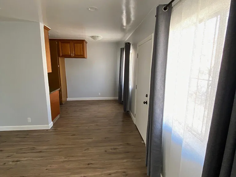 4303 W Adams Blvd #1 — Photo 4