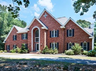36 Highvale Ln, Andover, MA 01810