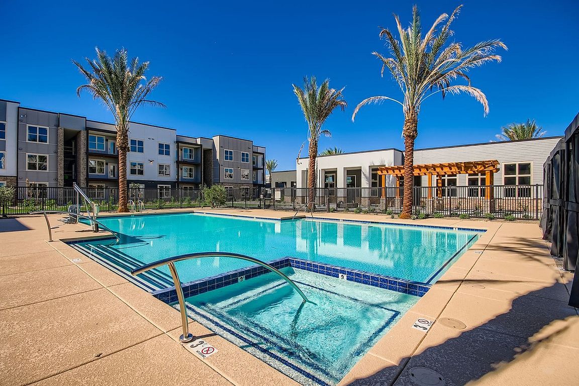 Garrett Mesa Exterior