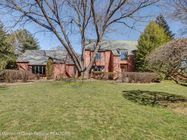 14 Takolusa Drive, Holmdel, NJ 07733