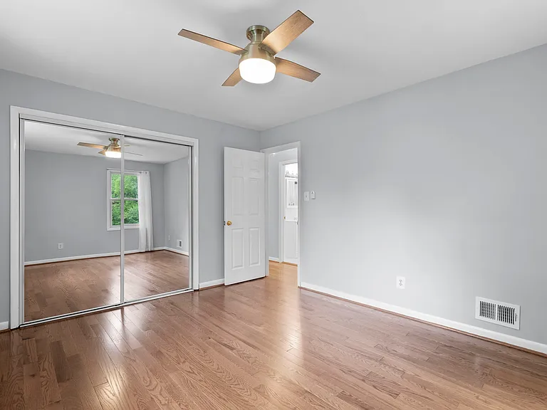 308 Clagett Dr — Photo 13