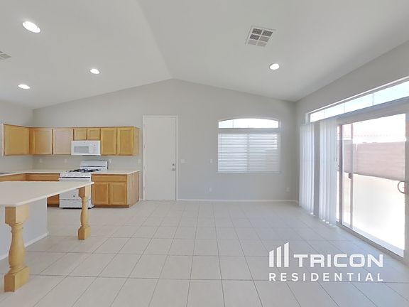 5th image of 2128 Sparkling Meadows Ct