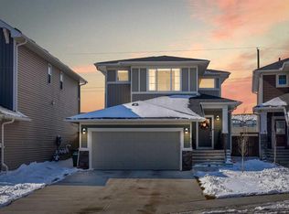 937 Bayview Hts E, Airdrie, AB T4B5M6