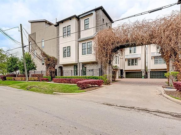 3rd image of 1514 Summer St Unit A