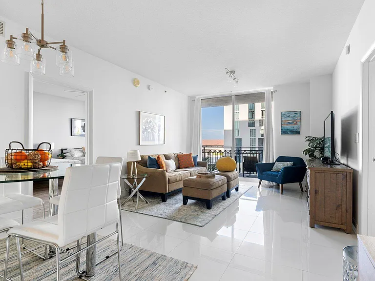 550 Okeechobee Blvd #620 — Photo 1