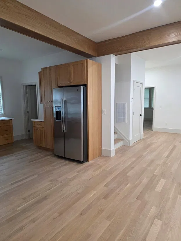 5 bed, 3.5 bath, 2400 sqft, $5,500 — Photo 3