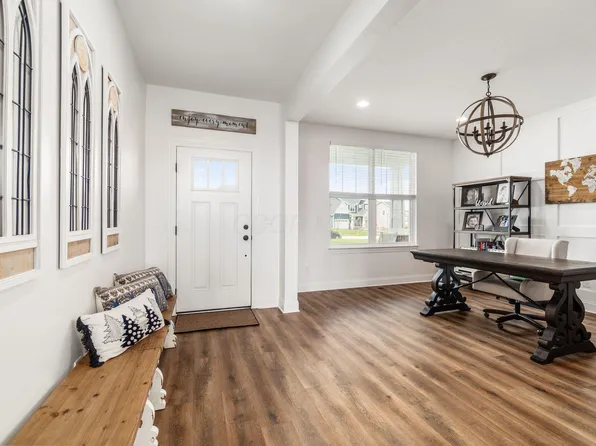 325 Silver Fox Way, Delaware, OH 43015