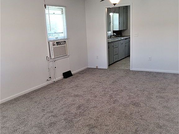 Living/Dining room area