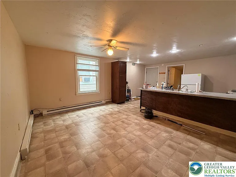 213 E Bertsch St #3 — Photo 7