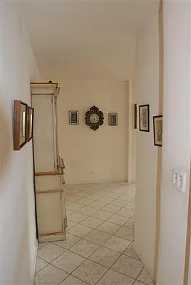 Sold by G. Laurie Cooper | media 22