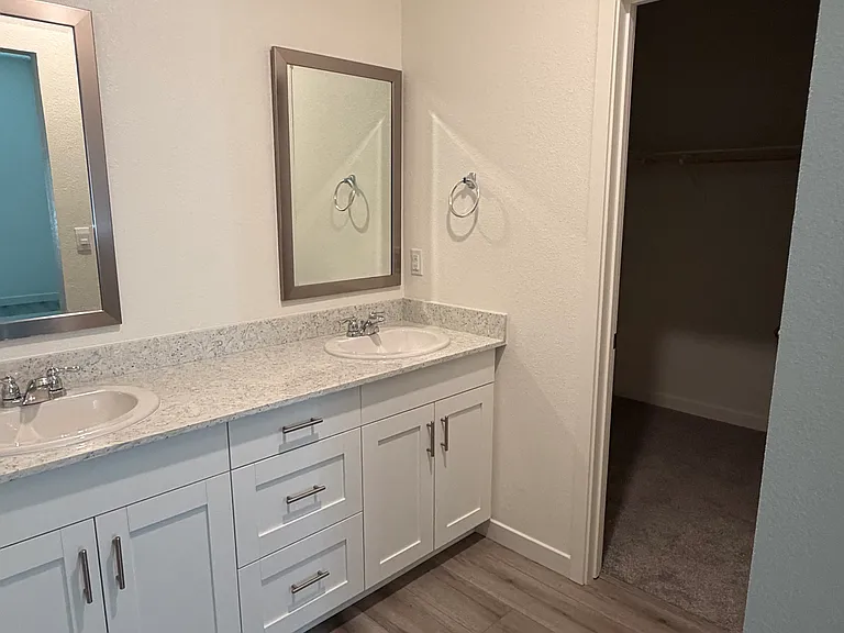 525 Fruit Tree Rd — Photo 8