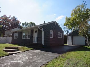 104 N McIntyre St, Wilmington, IL