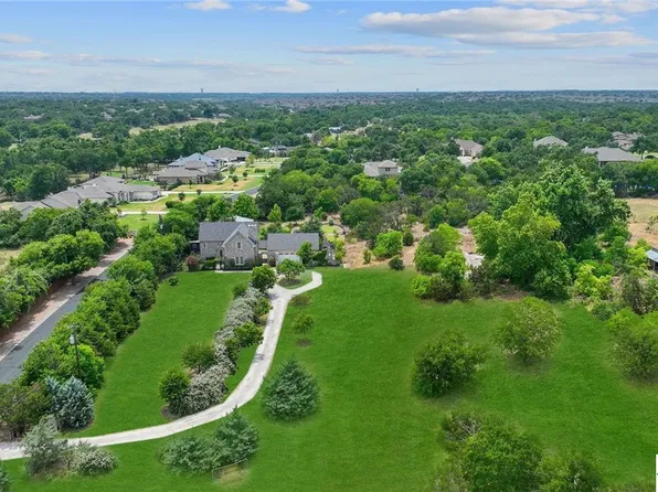 3904 Oak Ridge Dr, Round Rock, TX 78681