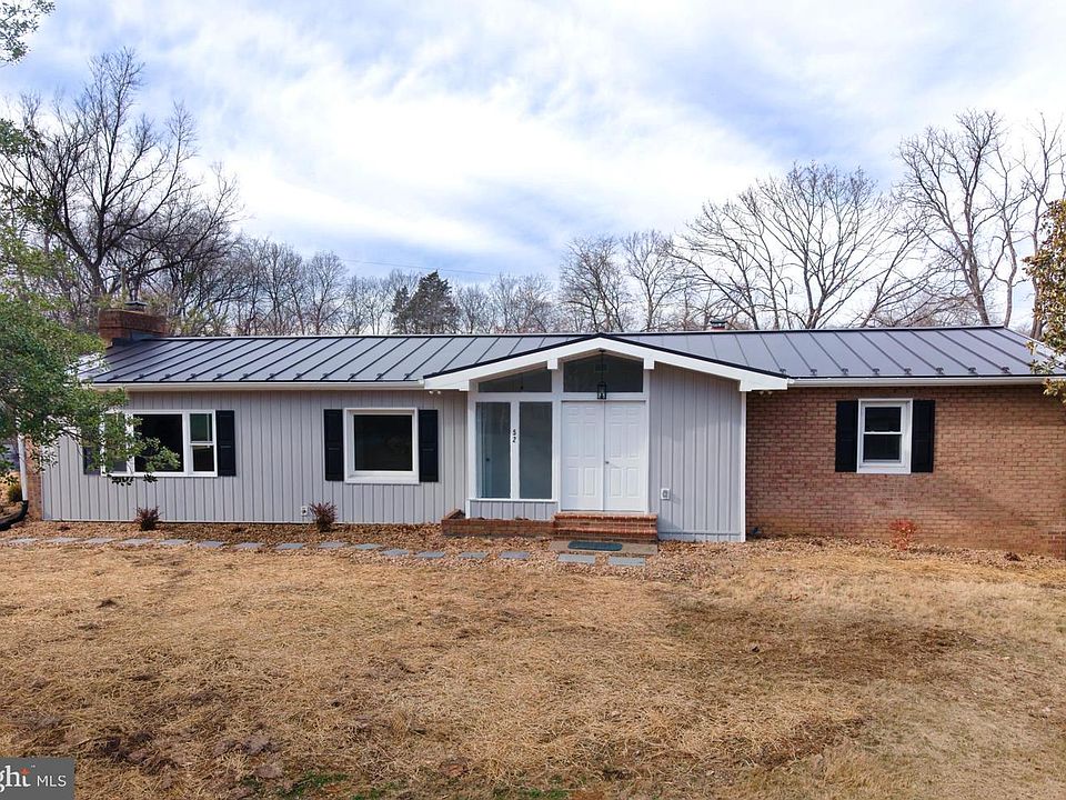 1st image of 52 Golden Maple Ln