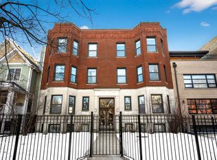 1455 W Cuyler Ave #1E, Chicago, IL 60613