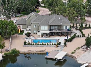 T37 Twin Lakes Dr, Fremont, NE 68025