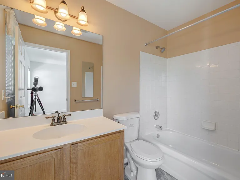 5821 Pearson Ln — Photo 14
