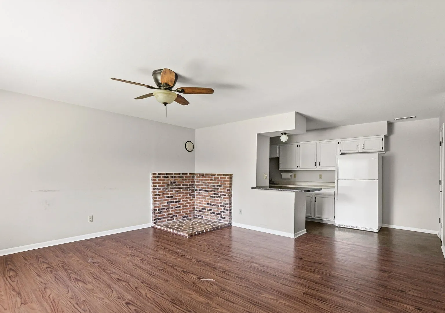 20400 N Mt Pleasant Rd — Photo 2