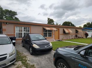 1301 NE 214th St #2, Miami, FL 33179