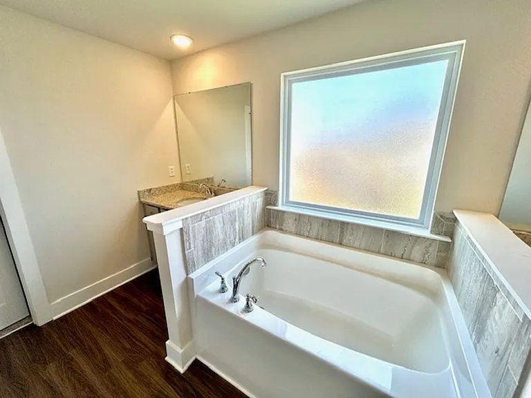115 Hutchinson Rd — Photo 43