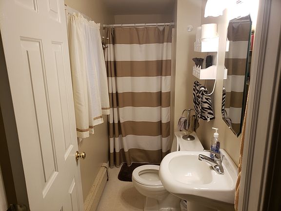 Full Bath off of kitchen