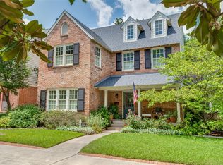 3920 Lovers Ln, Dallas, TX 75225