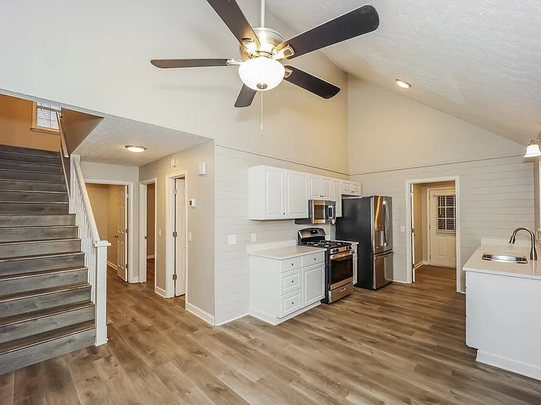 15 Valley Brook Dr — Photo 8