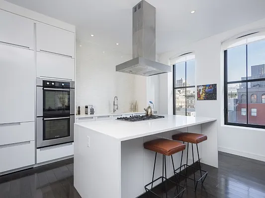 Sold by Sotheby's International Realty | media 4