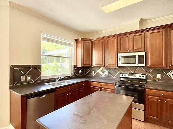 5th image of 11335 Village Brook Dr