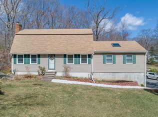 1 McKay Rd, Hopkinton, MA 01748